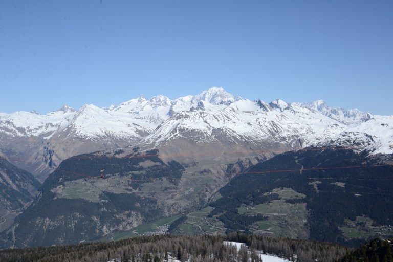 2017_04_Arcs_Ext__D60_9754